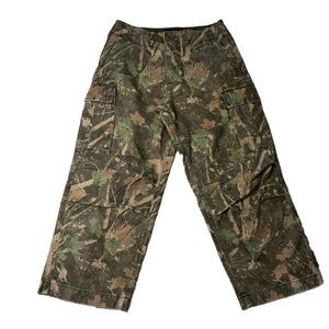 Abercrombie & Fitch Camouflage Cargo Pants